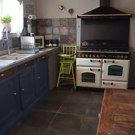 Les Treillettes Holiday home *