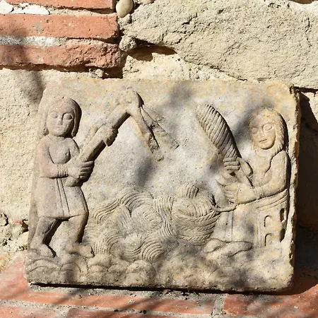 Les Treillettes Holiday home